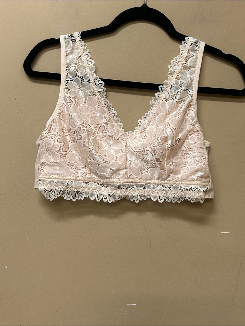 Seretilia Lacey Bralette Size XXL NWT
